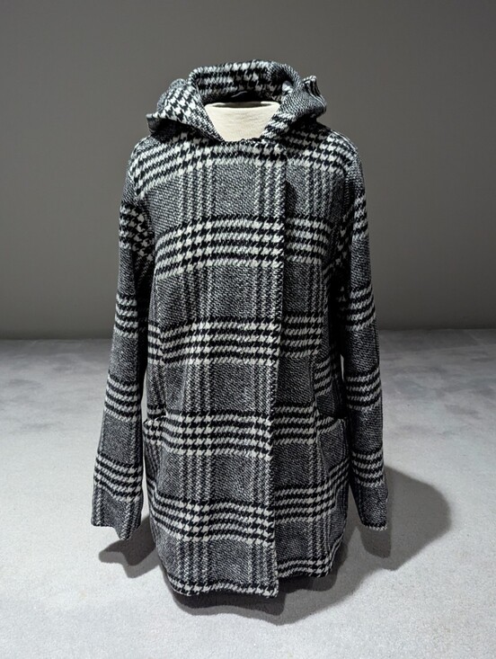 Maxwell Studio Jackets & Blazers - Maxwell Studio Black And White Plaid Peacoat Jacket With Hood